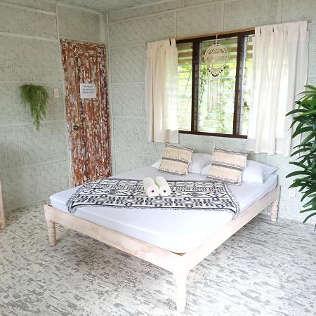 Cliff Garden Hostel Siquijor Exterior photo