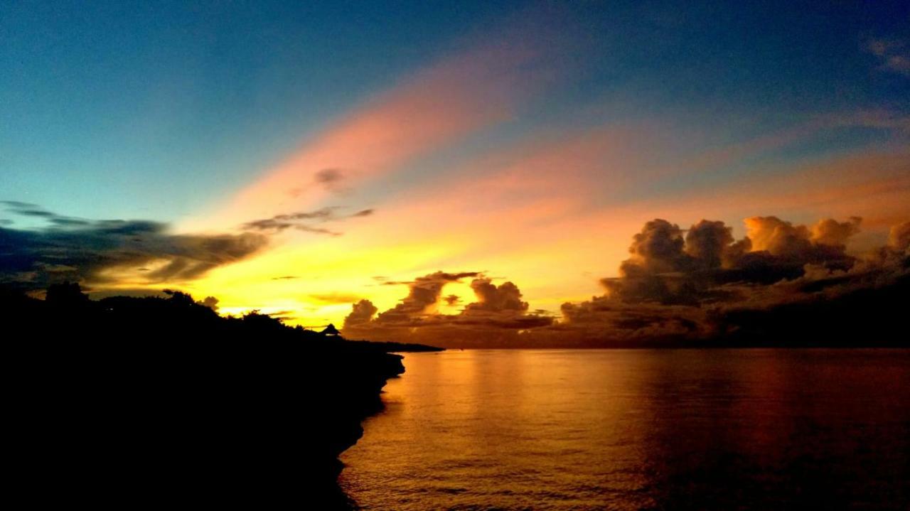 Cliff Garden Hostel Siquijor Exterior photo